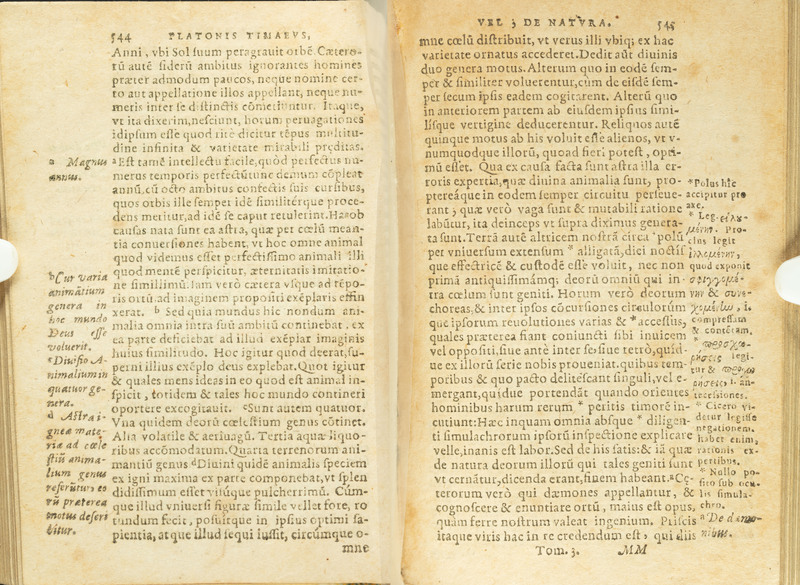 Image of pages of text in Latin with annotations